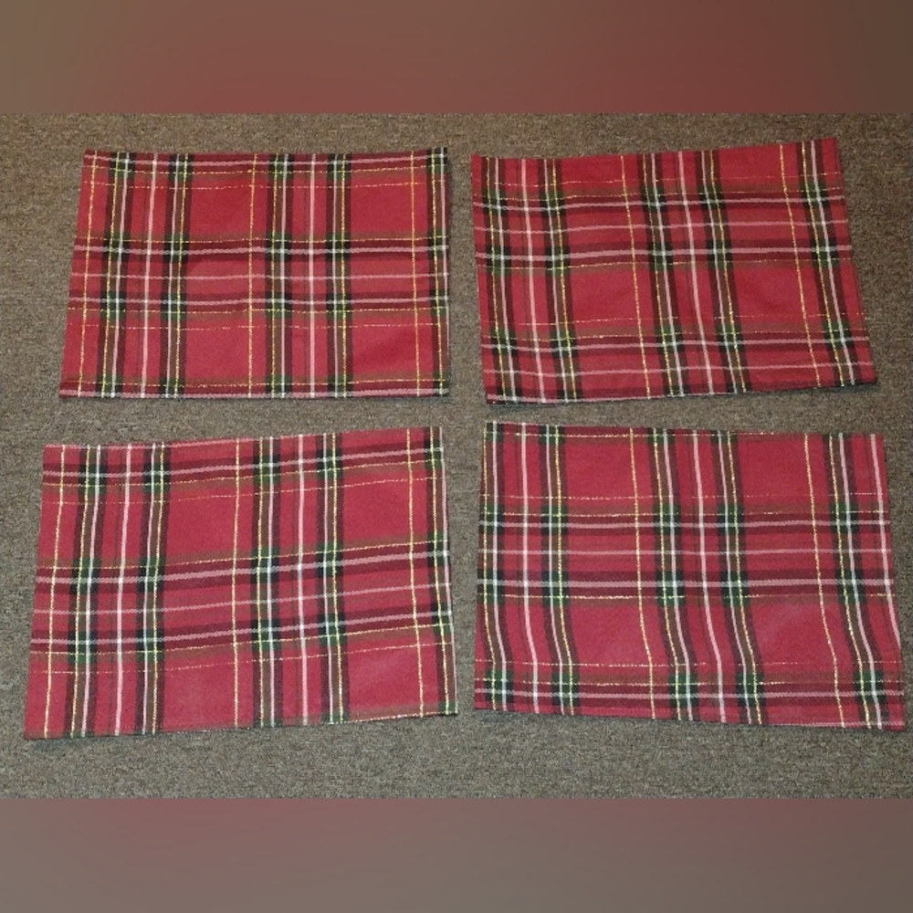 Like new fabric placemats